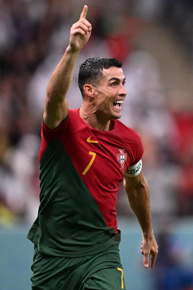 希门尼斯：进球那一刻想起了妻儿，那球是我所爱的人一起进的（希门尼斯：破门瞬间想到妻儿，这个进球是与挚爱们一起完成的）