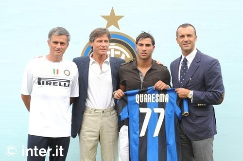 TA：球员版长袖球衣全面回归，实现从性能到美学的个性表达（TA：球员版长袖球衣重磅回归，以性能与美学共振诠释个性）