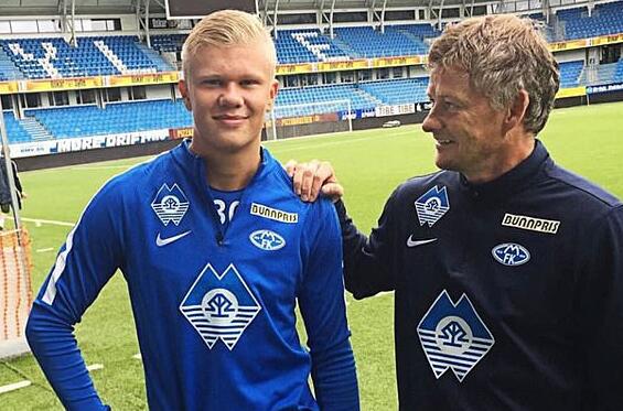 莱万：希望附加赛抽签有好运气；今天的球场就像溜冰场（莱万：盼附加赛签运理想；直言今日球场宛若冰面）