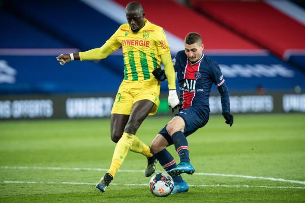 足球国足战术演练曝光，全队默契提升（国足战术演练细节曝光，球队默契显著提升）