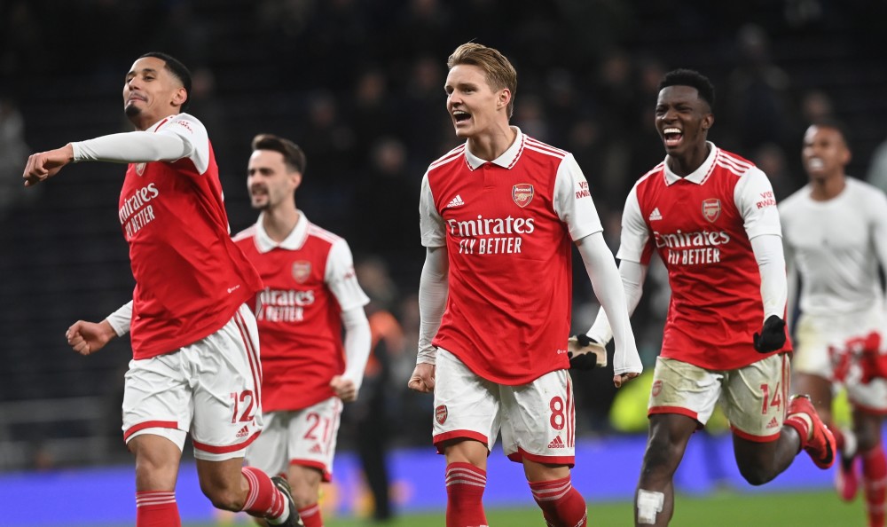 就这还复仇王楚钦？松岛／张本0-3惨烈出局 莎头豪取四连胜晋级决赛（还想复仇王楚钦？松岛／张本0-3遭横扫，莎头组合四连胜晋级决赛）