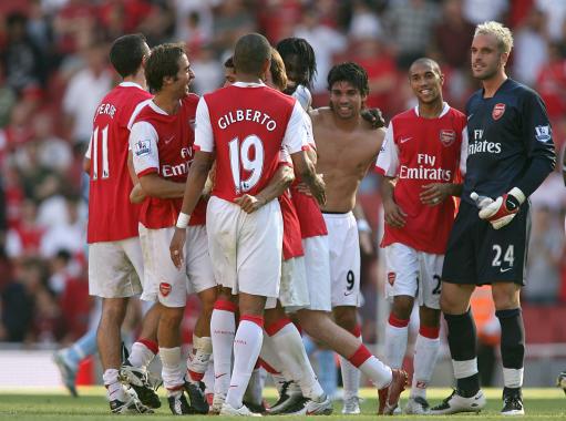 国足U22战乌兹别克首发站位：阵型4-4-2，蒯纪闻搭档朱鹏宇（U22国足迎战乌兹别克首发出炉：4-4-2阵型，蒯纪闻携手朱鹏宇）