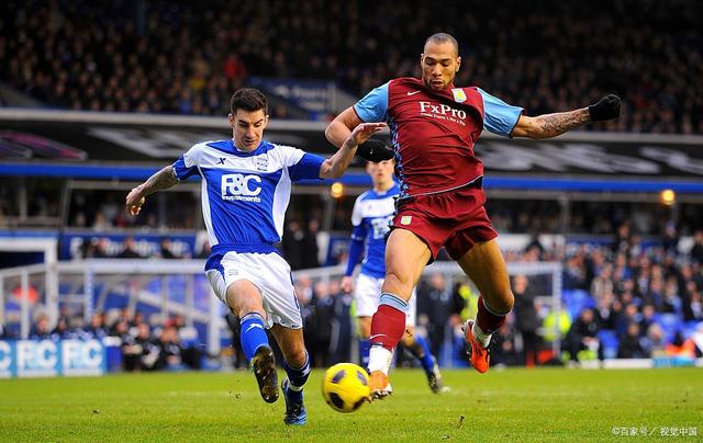 拉眼角引发争议的全北助教宣布辞职，此前因种族歧视被判禁赛5场（因种族歧视手势遭禁赛5场后，全北助教宣布辞职）