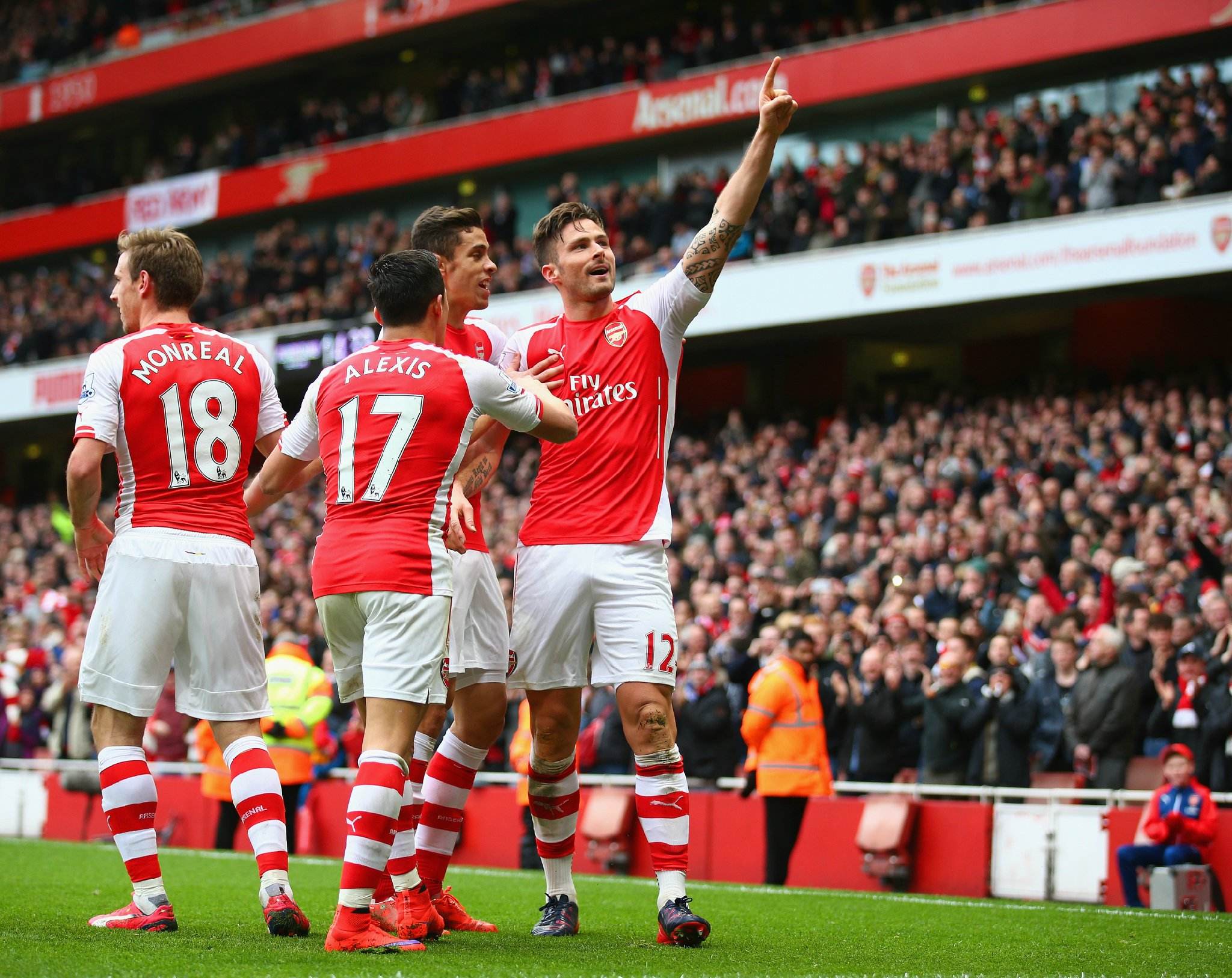 全市场报道哈列巴什维利：模板罗伯逊，皇萨与利物浦在关注他（全市场：哈列巴什维利被比作罗伯逊，皇马、巴萨与利物浦正关注他）