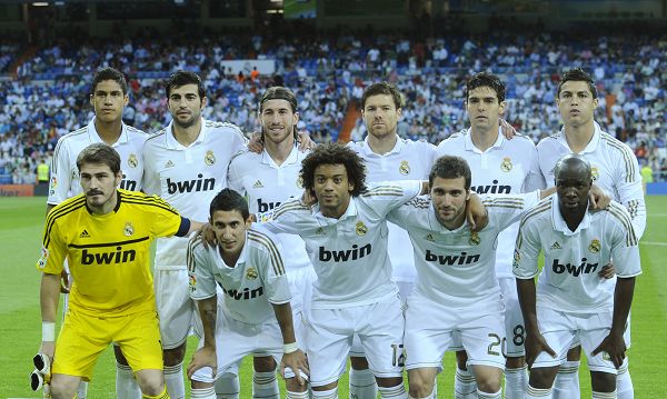 NBA：湖人险胜火箭 詹姆斯砍下38分（湖人惊险击败火箭：詹姆斯独砍38分）