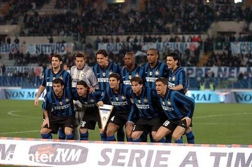 罗哥最后一次戴帽是对阵热刺，没想之后热刺就成了曼联的苦主（罗哥上次帽子戏法献给热刺，此后热刺却成了曼联克星）